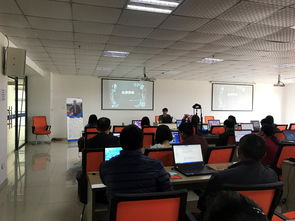 電子商務(wù)技術(shù)服務(wù)團(tuán)隊送教下鄉(xiāng) 助力鄉(xiāng)村振興戰(zhàn)略實施